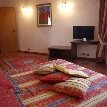 Hotel La Ruota Pianfei Buitenkant foto