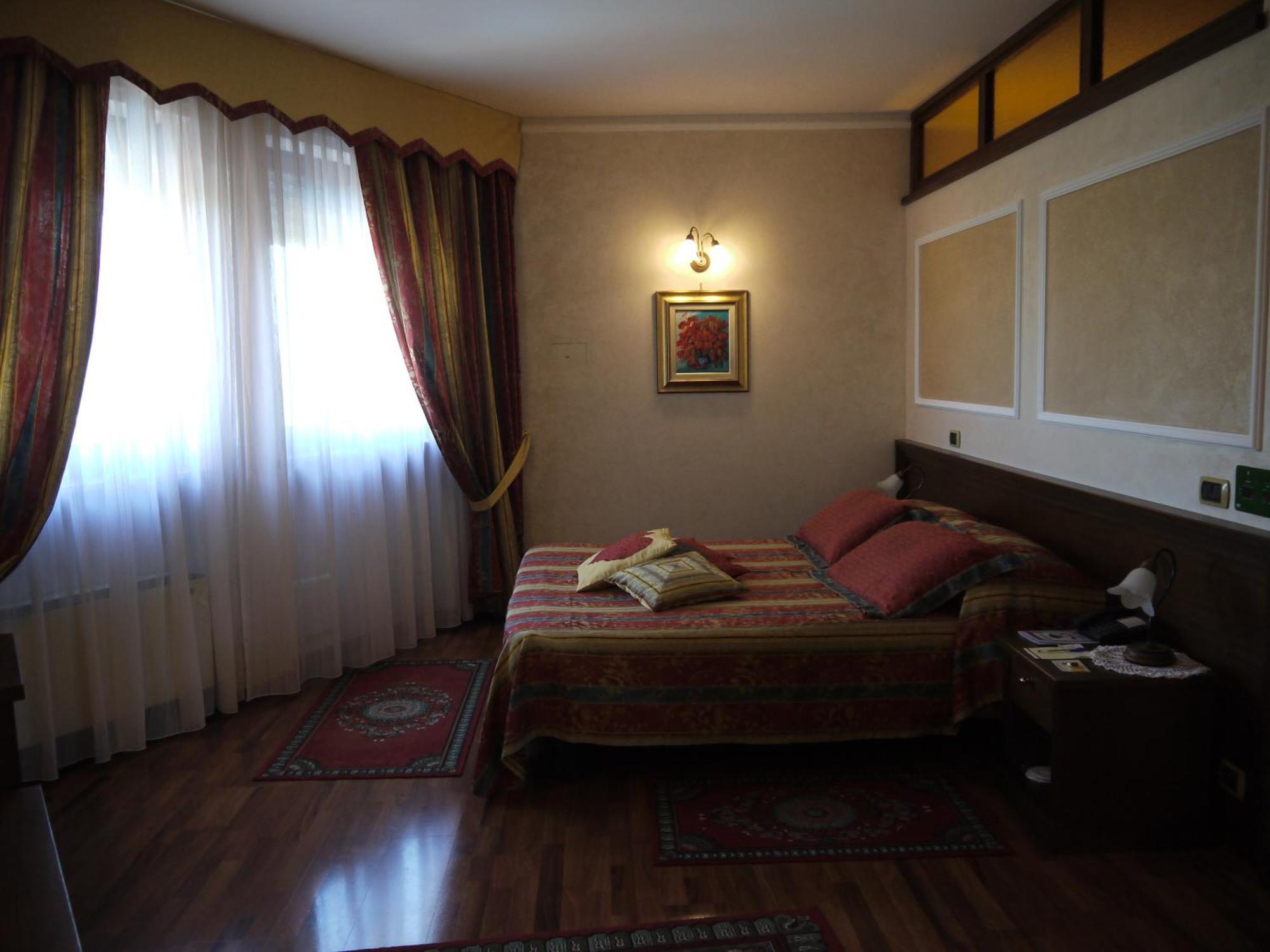Hotel La Ruota Pianfei Buitenkant foto