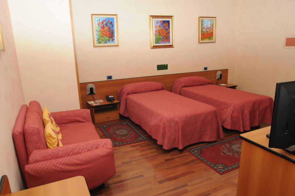 Hotel La Ruota Pianfei Buitenkant foto